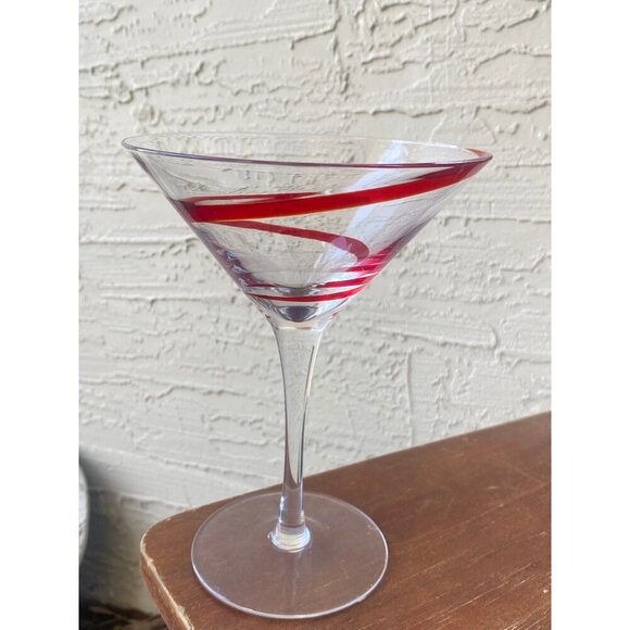 Pier One Cosmopolitan Red Swirl Line Martini Glass 7” Handblown 8 oz Retired - Picture 9 of 16
